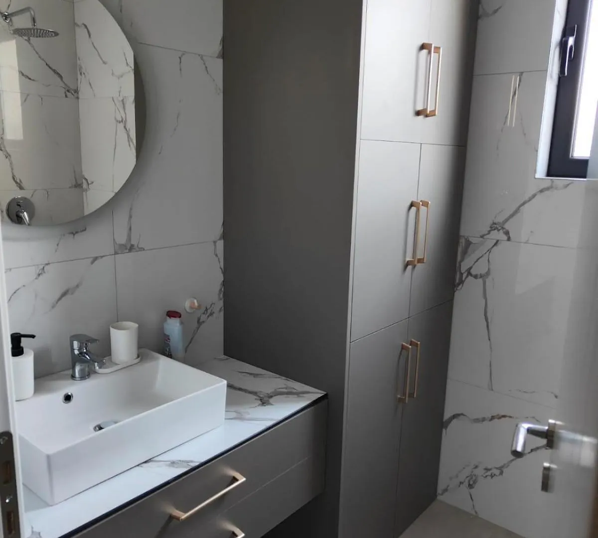 Apartament Kwitnaca Piwonia Sarandë 0*,