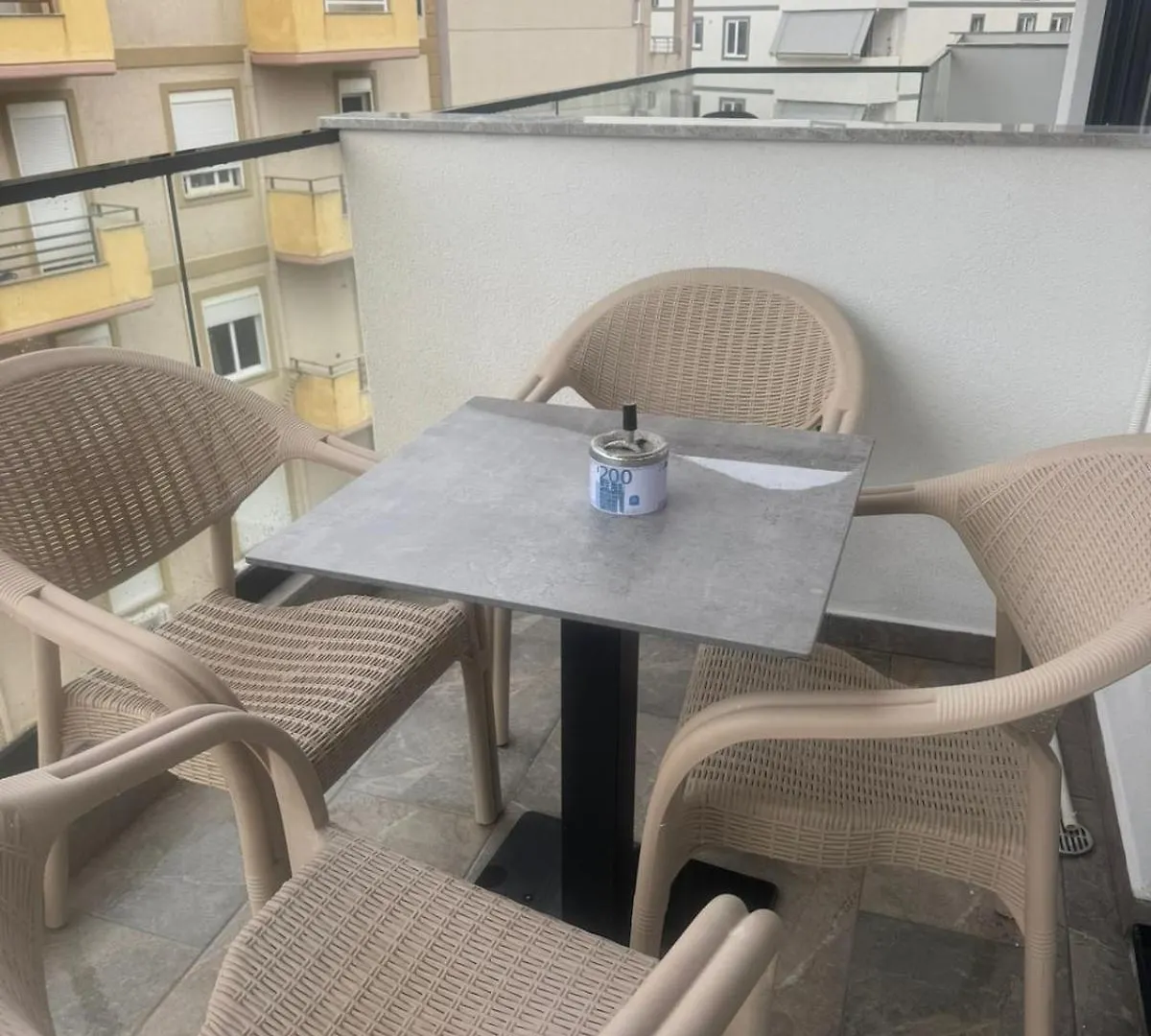 Apartamento Apartament Kwitnaca Piwonia Sarandë