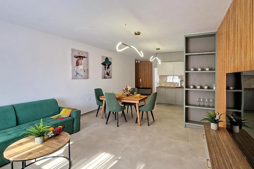 Apartament Kwitnaca Piwonia Sarandë 0*,